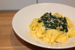 Tortellini med spinat
